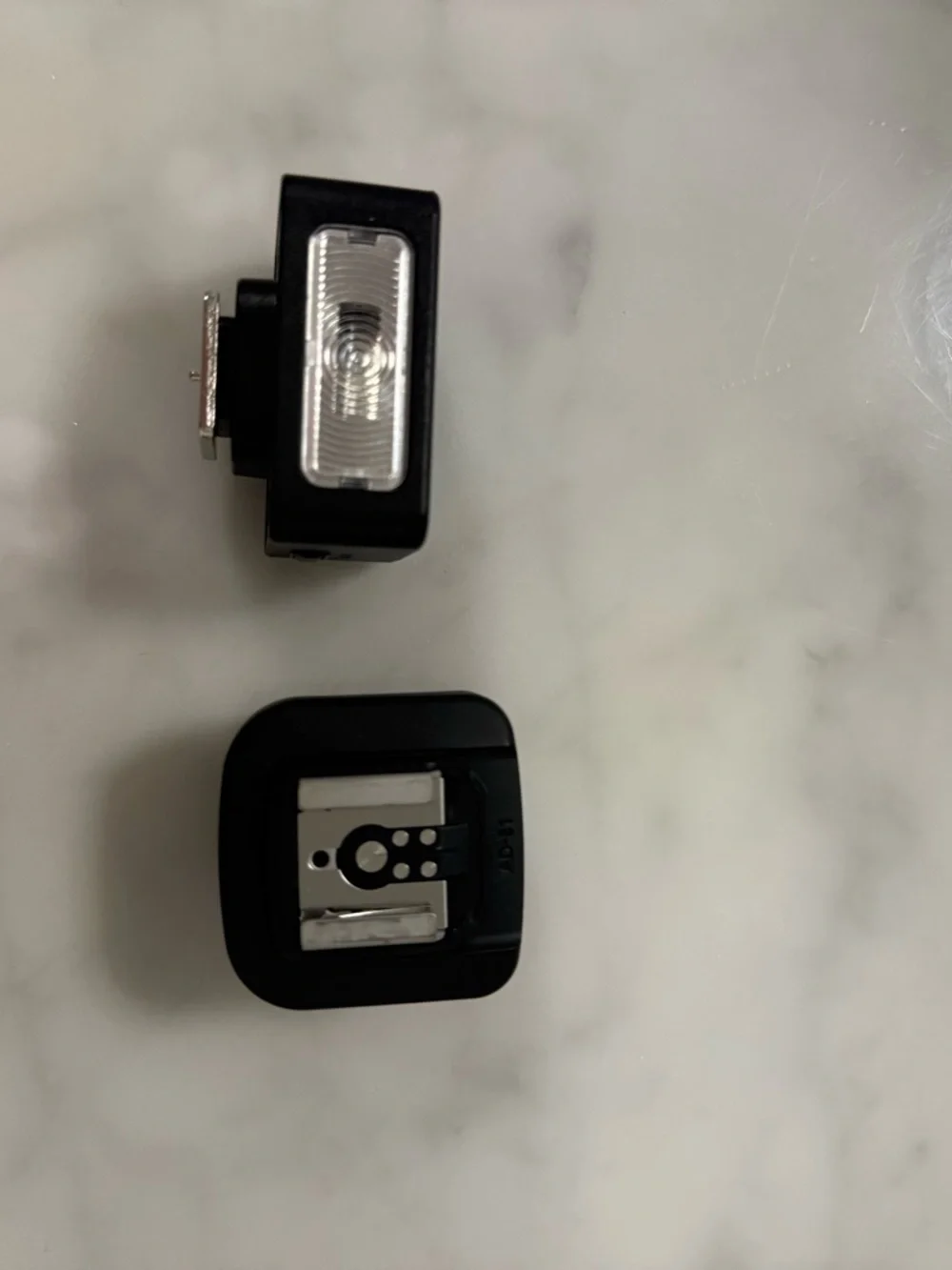 Canon Powershot V1